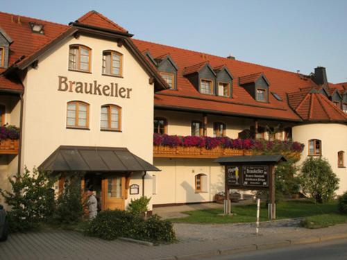 Landgasthof - Braukeller - Fattigau Oberkotzau Dış mekan fotoğraf